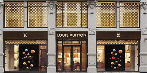 louis vuitton support lgtb|LVMH Group Signs on UN Standards For LGBTQ Rights.